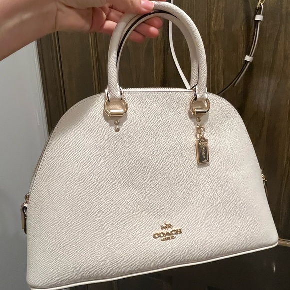 White Coach HandBag - Picture 1 of 4